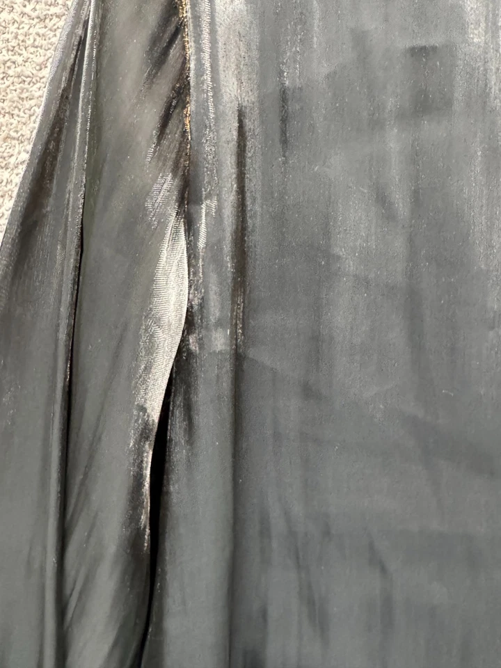 Женская блузка Vince Camuto 2X с разделенным вырезом серебристая серая атласная с гофрированным длинным рукавом - Изображение 4 из 4