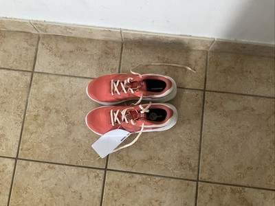Solomon Running Shoes Size 9 1/2 Mens