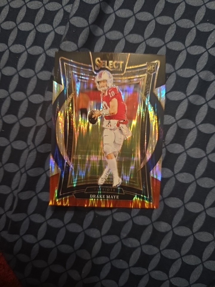 2024 Panini Select - Concourse Drake Maye #27 Black & Red Shock Prizm (RC)