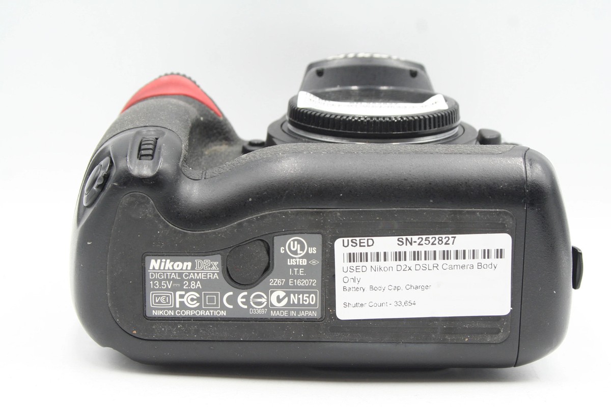 Nikon D D2X 12.4MP Digital SLR Camera - Black (Body Only) for sale