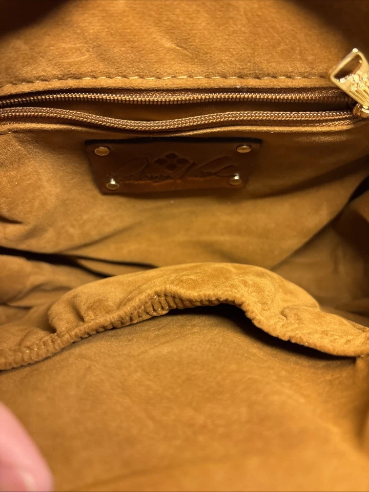 Patricia Nash Portafina Crossbody In Black Velvet Leather Floral - Image 4 of 4