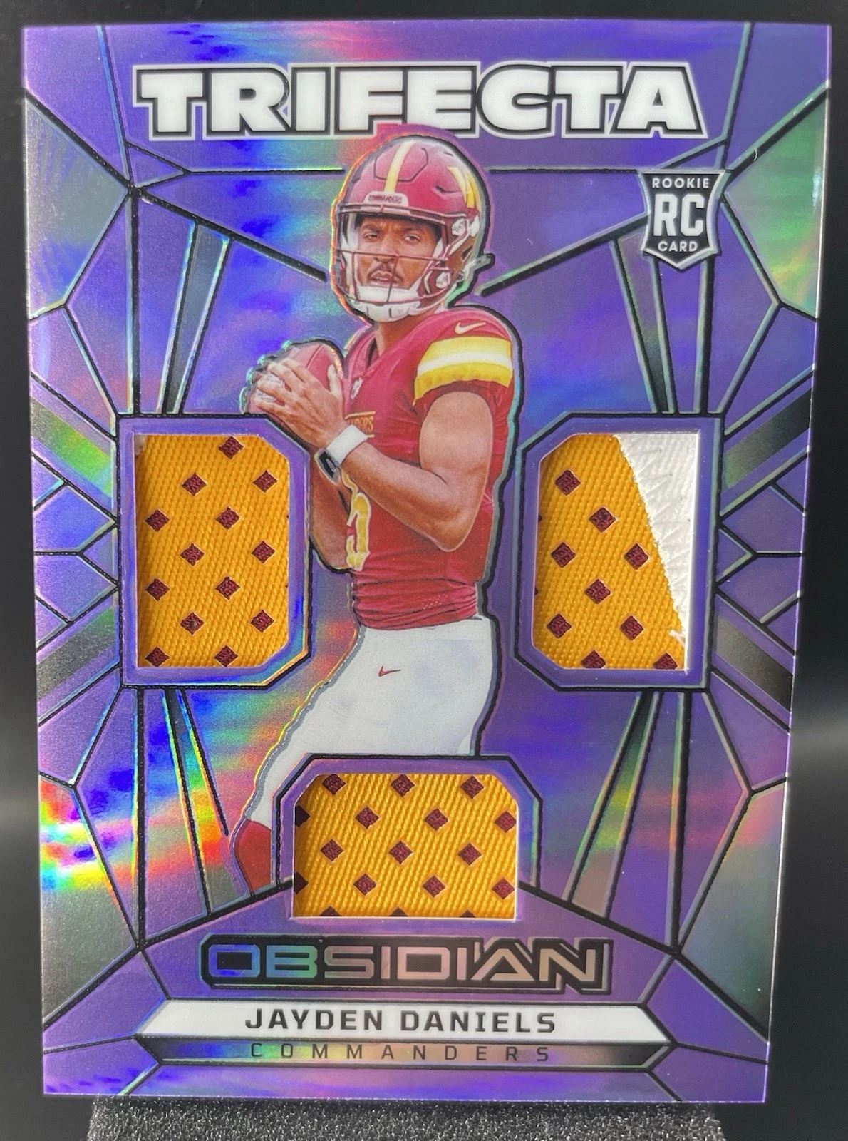 Jayden Daniels Panini Obsidian Trifecta Swatches #TSJDS Purple