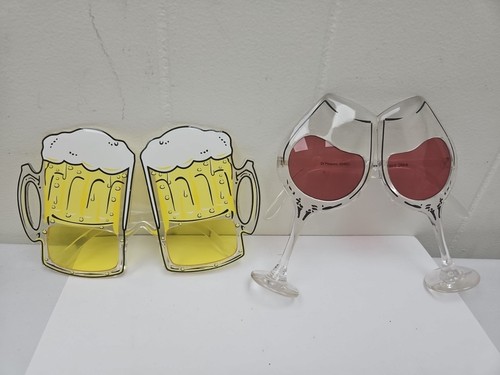 Novelty Beer /Wine Glasses Fancy Dress Party  Decor 2 pair (A2)