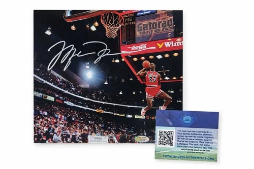 Michael Jordan Signed 11x14 Photo Auto Chicago Bulls Dunk w COA