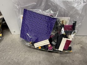Lego Friends: Pop Star TV Studio (41117) - Complete w/ Instructions. No box.