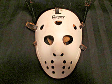 COOPER HM7 JUNIOR HOCKEY GOALIE MASK - ORIGINAL LEATHER STRAPS.