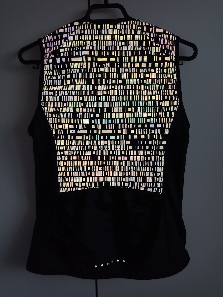 NIKE AEROLOFT FLASH RUNNING VEST GILET SIZE S (799883 010) BLACK