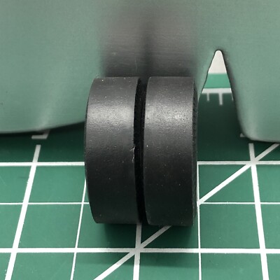 2 Halibrand-Style Drag Race Wheels With Pie Crust Slicks – 1:25 Scale Model Car Parts (Moebius Models)