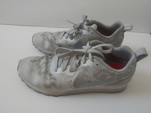 Nike Md Runner 2 BR Woman's Size 9 Running Shoes Wolf Grey Platinum 902858  002 | eBay