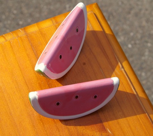 Watermelon Slices Salt & Pepper Shaker Set by Knobler Japan - Imagen 3 de 6