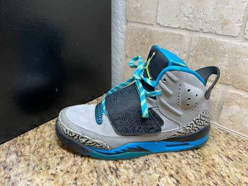 Nike Air Jordan Son of Mars Duck Dodgers 4.5Y , 512246-007 Genuine - Picture 3 of 10
