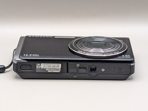 Samsung ST500 CCD Selfie Camera with two touchscreens. - Picture 8 of 8