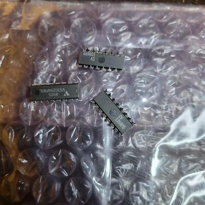 (3PCS) Vitelic V53C256P80L 9023 2499SB DRAM Computer Board IC Chip 16P NEW $20