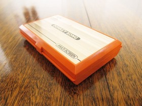 NINTENDO Donkey Kong Game and Watch in Excellent Condition (DK-52) 1982