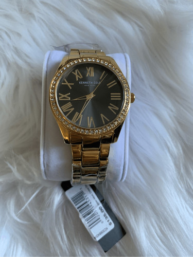 Kenneth cole women’s gold watch with little diamonds new battery