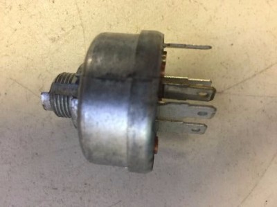 Blocchetto di accensione per trattore completo di chiave 12 V COBO