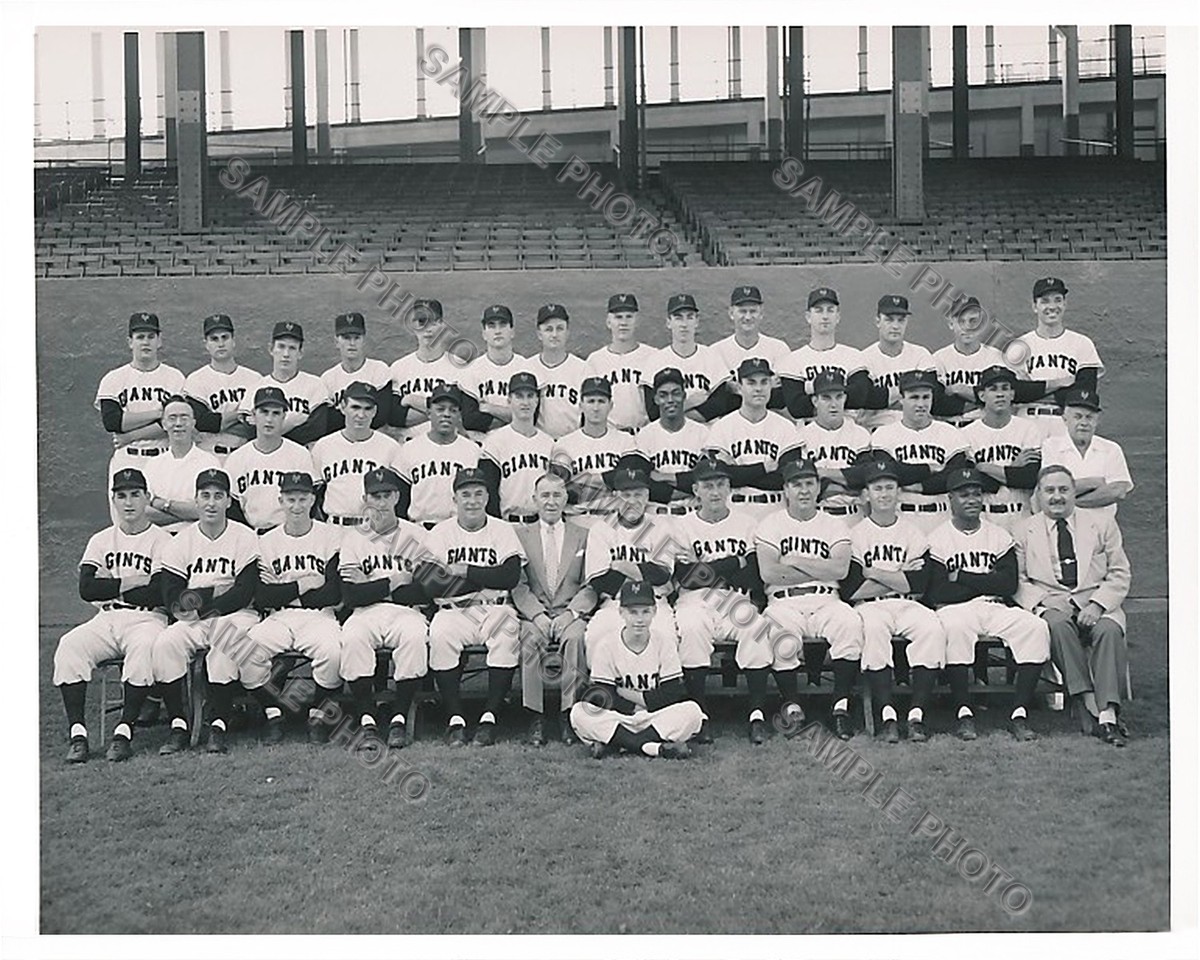 1954 NEW YORK GIANTS WORLD SERIES CHAMPIONS BASEBALL 8x10 TEAM