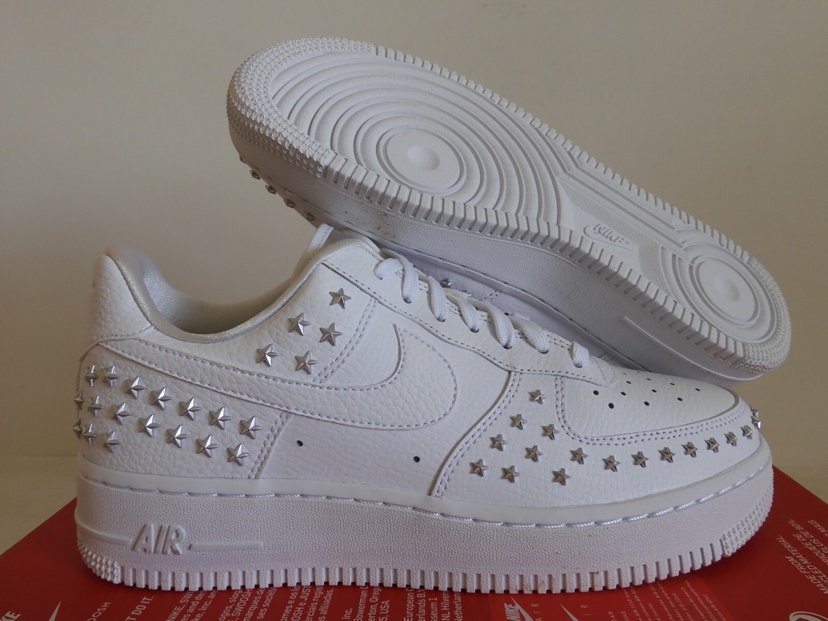 WMNS NIKE AIR FORCE 1 07 XX WHITE STUDDED WOMENS SZ 8.5 WMNS NIKE AIR FORCE 1 07 XX WHITE STUDDED WOMENS SZ 8.5