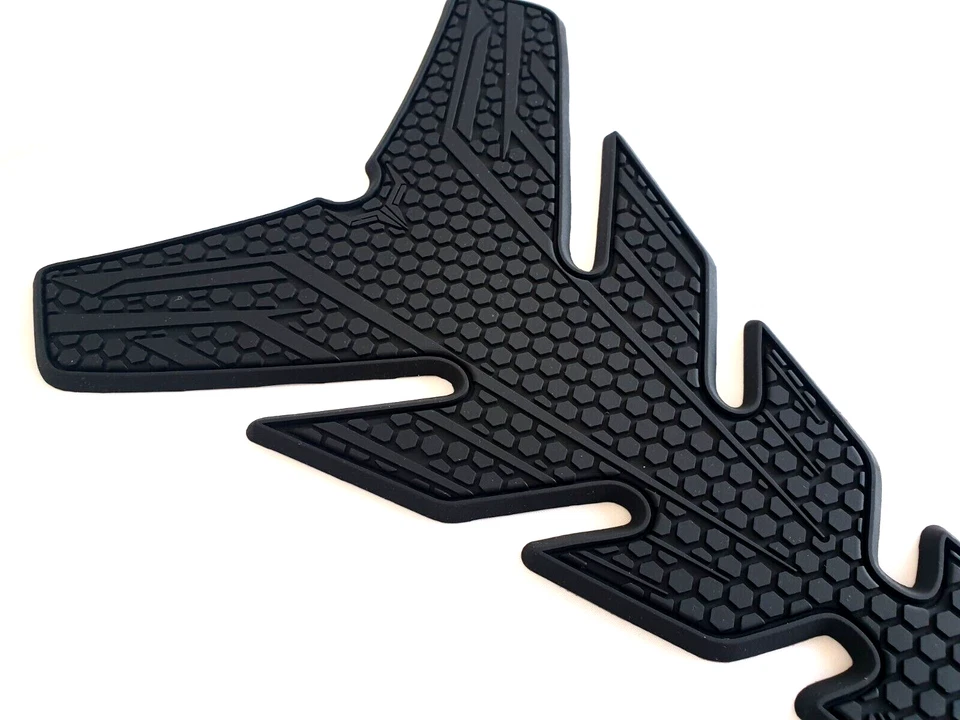 HONDA CB1000RR Fireblade (2004-2017) Rubber Tank Protection Pad - Large Size - Image 2 of 3