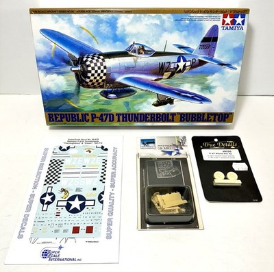Tamiya 61090 1:48 Republic P-47D Thunderbolt 'Bubbletop' + Extras