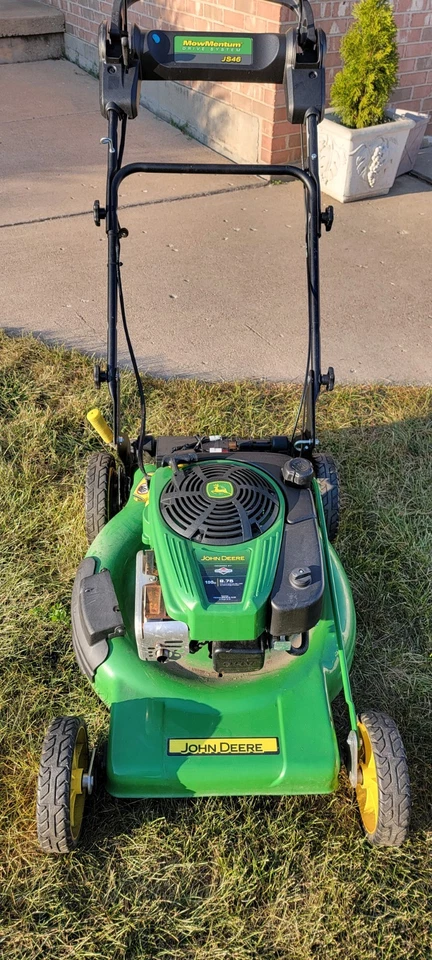 John Deere JS46 Push Mower with Mowmentum Drive Self Propelled - Image 4 of 4
