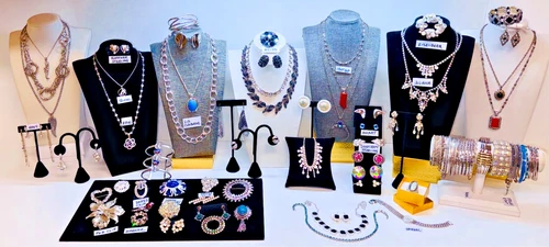 HUGE HIGH END ALL SILVERTONE VINTAGE JEWELRY LOT-80 PC-TRIFARI-MONET-EISENBERG++