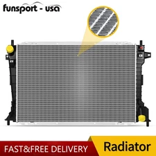 2157 Radiator for 1998 99 00 01 2002 Ford Crown Victoria Mercury Grand Marquis