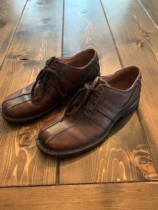 clarks touareg brown