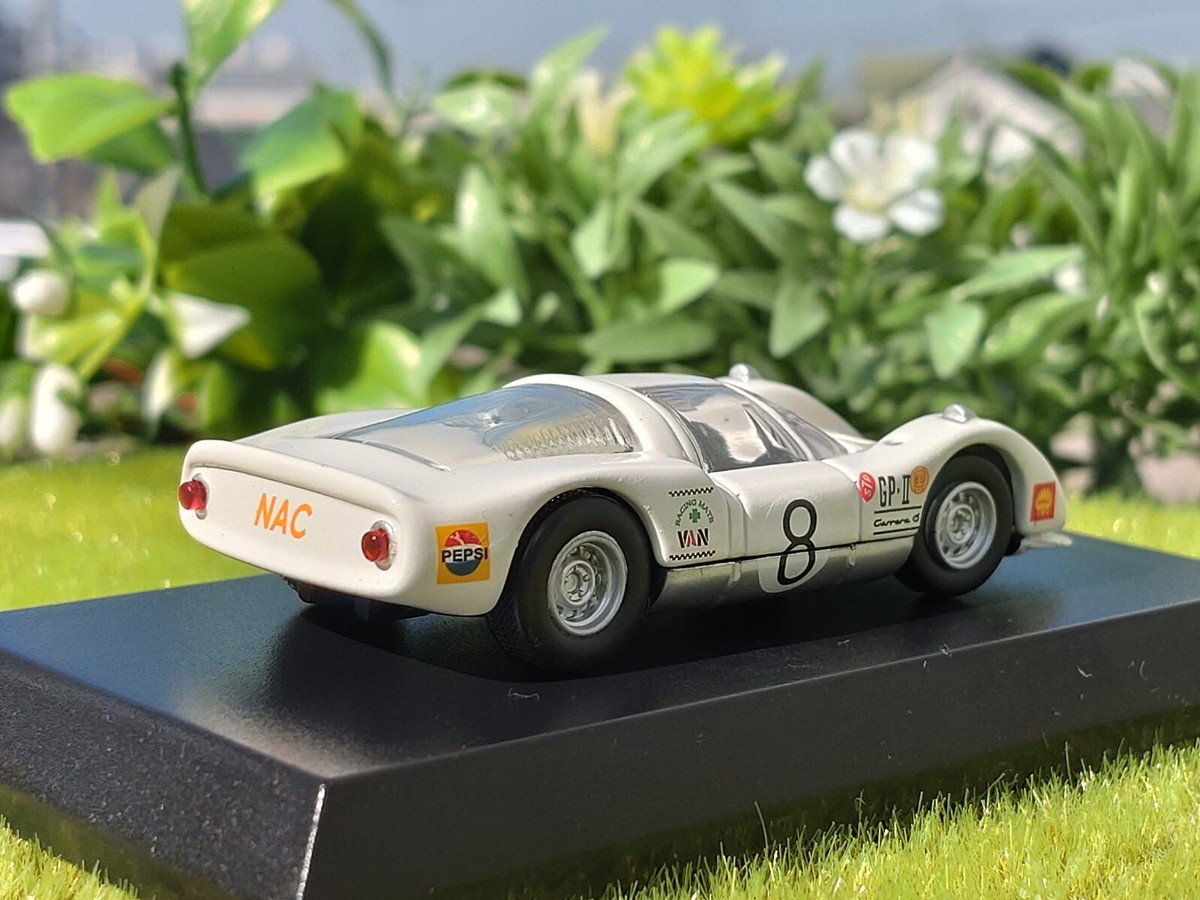 Japan GP 1967 / Porsche / 906 Carrera 6 / No.8 / 1/64 Diecast Car