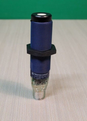 Schneider ULTRASONIC SENSOR D18 50-500MM 10-0V 60MS XX918A3G1M12J72