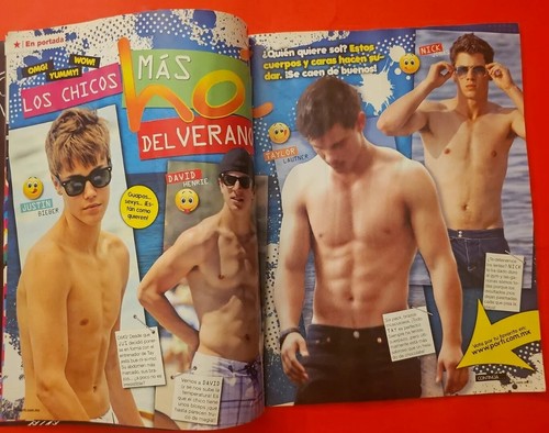 Zac Efron Justin Bieber N Jonas Chicharito Lady Gaga Big Time Rush Selena Gomez - Picture 3 of 8