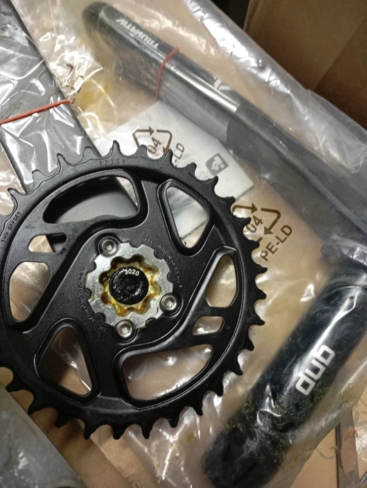 Guarnitura SRAM Descendant Carbon Pedivelle 175mm Perno Dub - Imagen 4 de 4