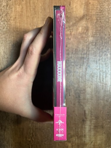 MaXXXine w. Steelbook (4K UHD + Blu-ray, EU Import, Region Free) *NEW/SEALED* - Picture 3 of 5