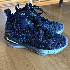 Nike LeBron 17 Basketball Shoes sneakers Constellations Blue Black Yth Boys Sz 4