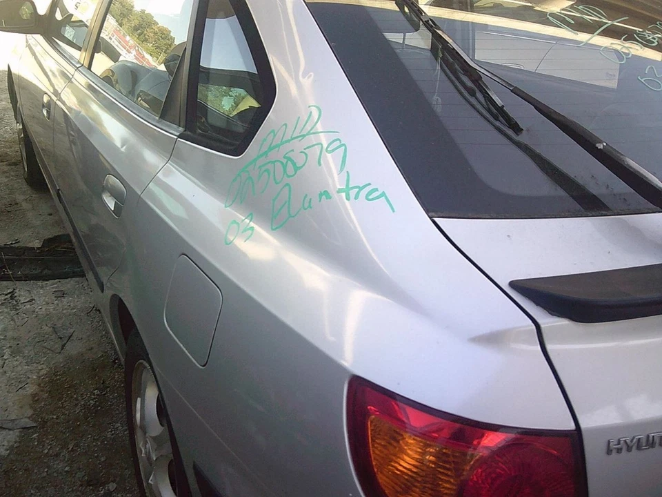 Radiator 6 Cylinder Fits 03-08 TIBURON 5208858 Foto 2 de 4