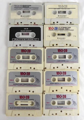 Commodore VC 20 VIC-20 -- 10 GAMES/PROGRAMS ON CARTRIDGE -- Blue Meanies Duck