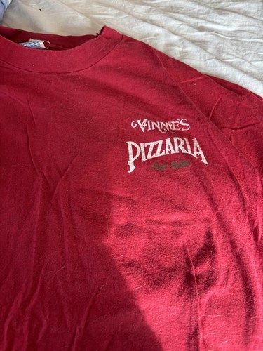 Vintage Vinnie’s Pizzeria Tshirt Concord New Hampshire 