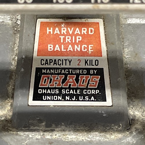 VINTAGE OHAUS HARVARD TRIPLE BALANCE Beam SCALES 2kg Capacity 5lb, 2kg/5lb Red - Picture 6 of 24