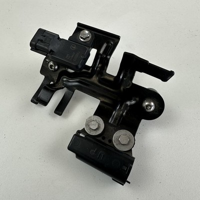 Triumph Thruxton 900 2011  Air sensor map maf crash sensors tilt switch