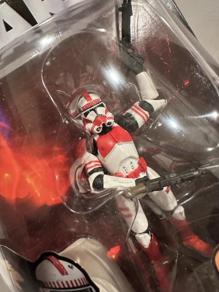 Shock Trooper Greatest Battles 2006 Star Wars Saga Collection #2 Caja 5 Foto 4 de 4