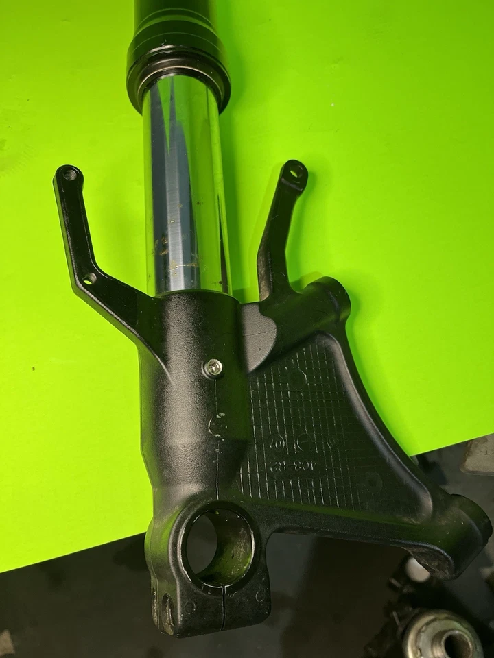 Horquillas Yamaha R1 2007-2008 OEM *rectas* excelente estado usadas sin problemas envío rápido Foto 4 de 4