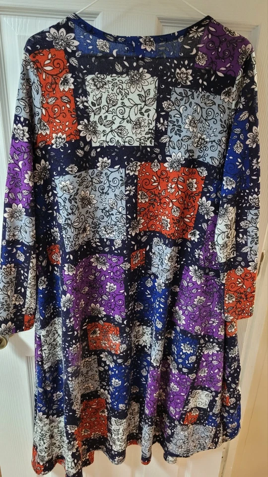 Suéter LuLaRoe SARAH Talla M Mediano Patchwork Floral Invierno Colores Foto 2 de 4