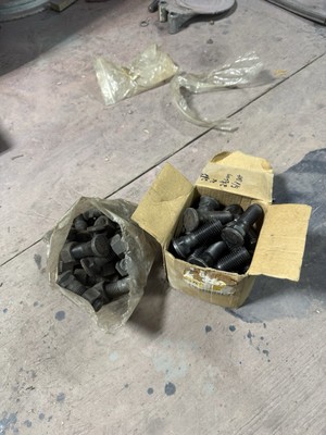 Cat Plow Bolts Part# 5J4773 3/4 10 2 1/2  50 Total 