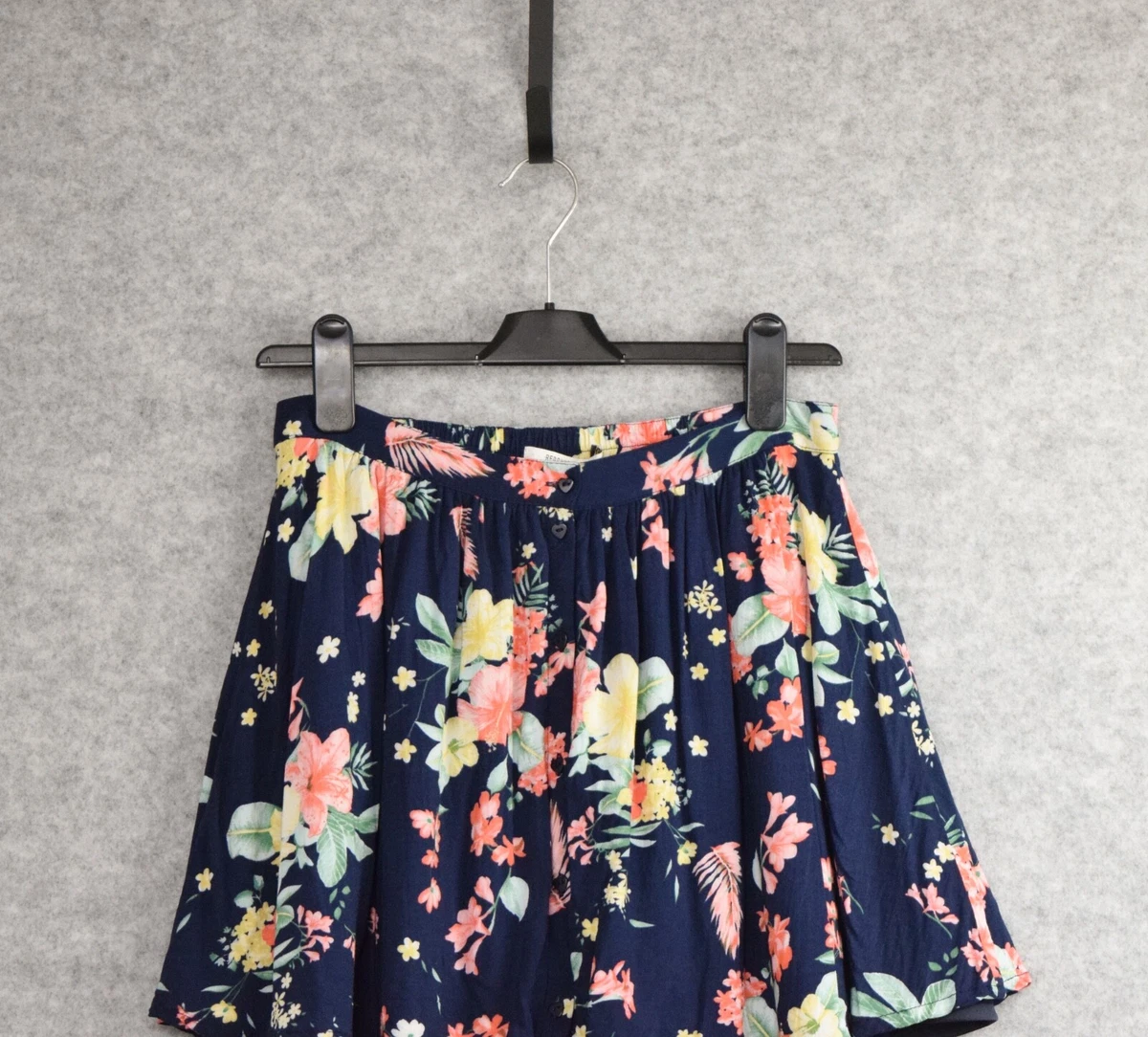 Minifalda Bershka Floral Azul Marino Botón Talla L