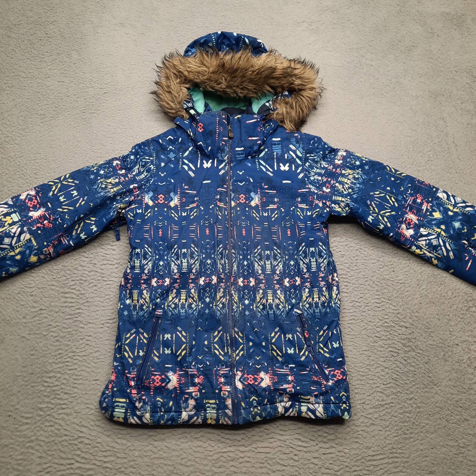 Picture 2 of 9