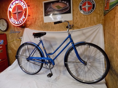 1966 SCHWINN BREEZE LADIES ROAD CRUISER BICYCLE VINTAGE BIKE COLLEGIATE RACER 66
