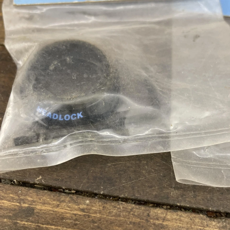 Delta Lite Headlock HL218 28.6mm Black Silver Blue 1 1/8" Bike Headset NOS Lot - Image 3 of 4