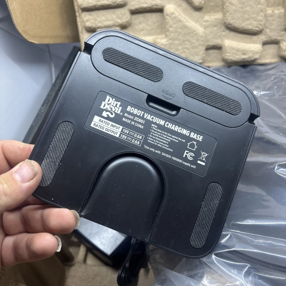 Robot aspirador Dirt Devil EV3420 Lidar, PET Y FUNCIONA FÁCIL DE USAR Foto 4 de 4