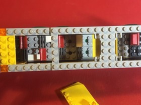 LEGO CITY: Bus Station (60154) News Stand And Bus Only.