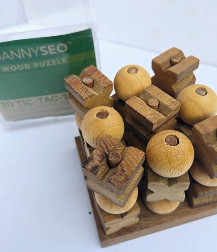 Dannyseo Wood puzzle 3D tic-tac-toe - Picture 3 of 11